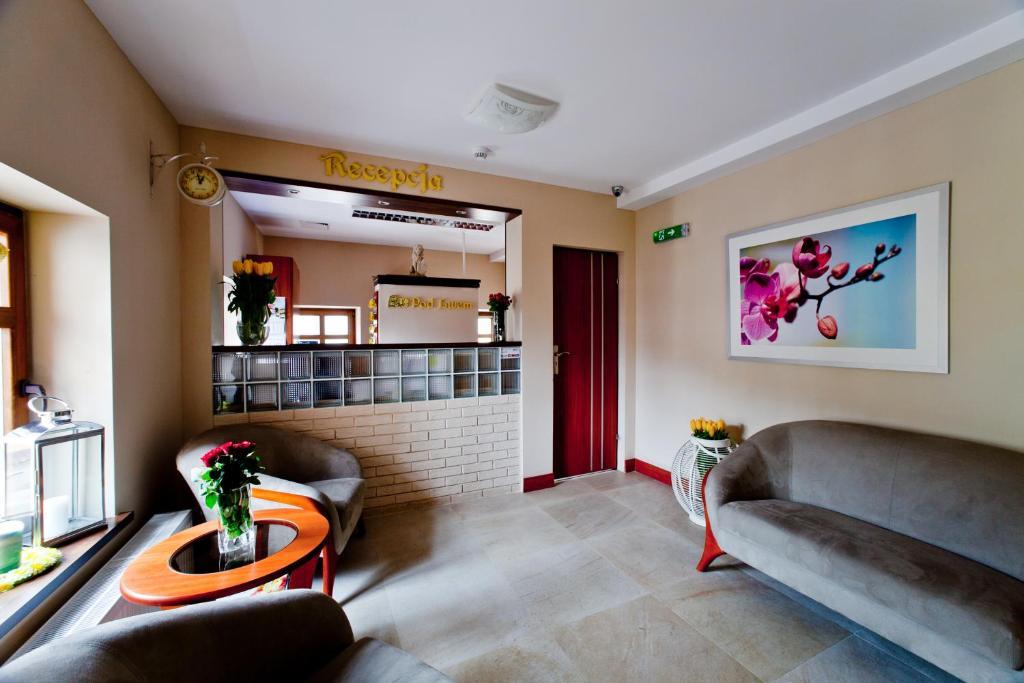 Apartamenty Pod Lwem Swidnica  Exterior photo